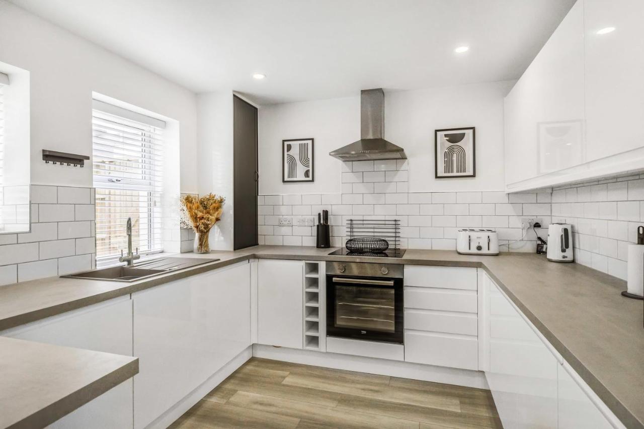 Apartment New Stunning - Sleeps 6 Plymouth